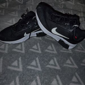 Nike Black and White Sneakers